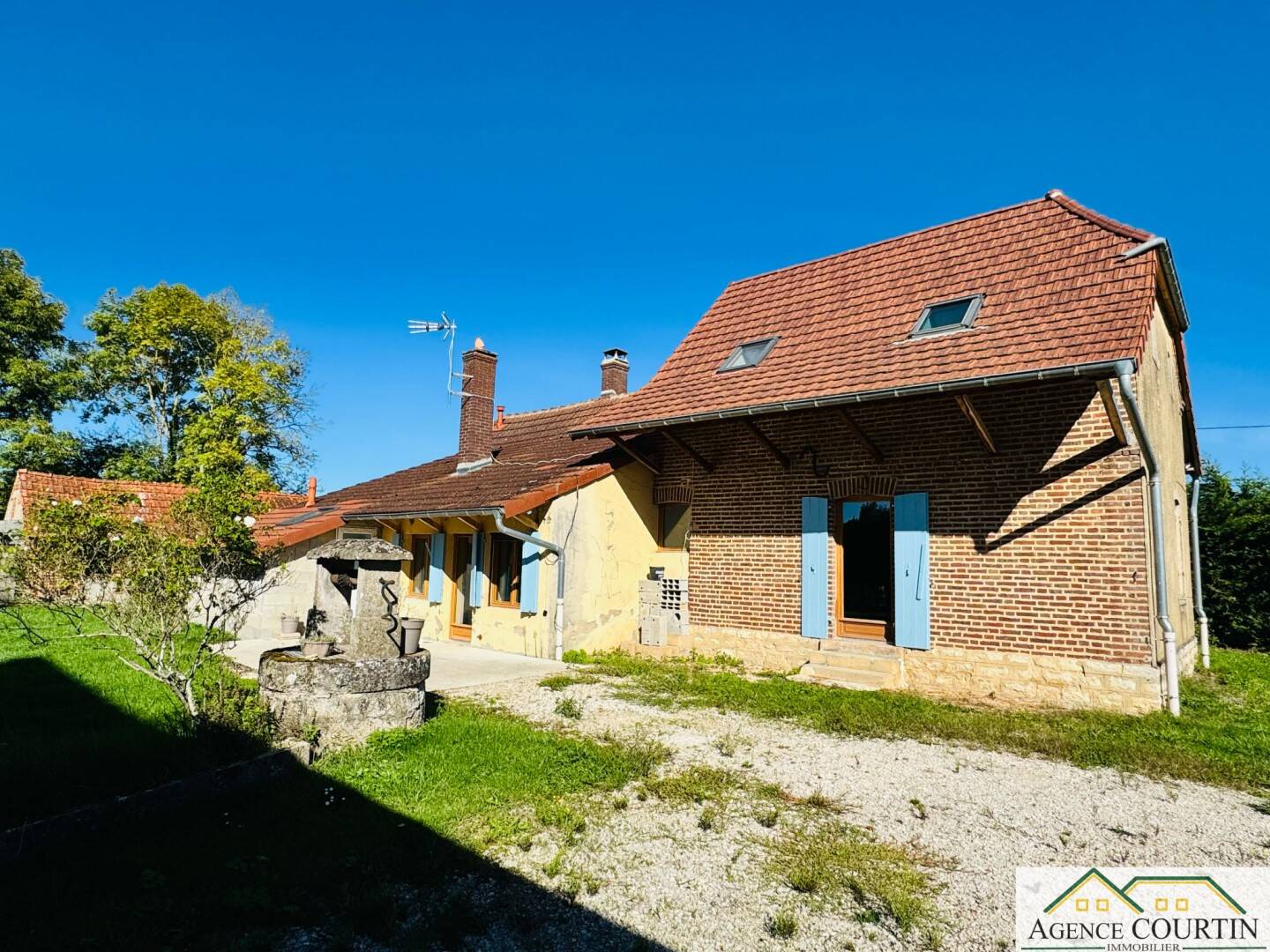 Maison à vendre, 145m², LA CHAPELLE SAINT SAUVEUR