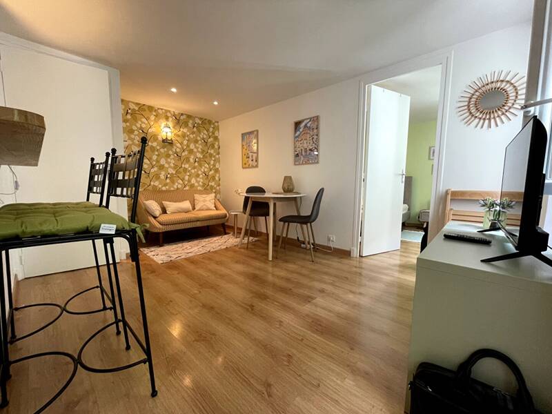 Maison à louer, 32m², PARIS 18E