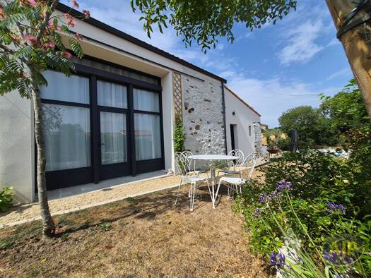Maison à vendre 329 839 € 5 pièces 3 chambres 122 m² 455 m² de terrain Corcoué-sur-Logne 44650