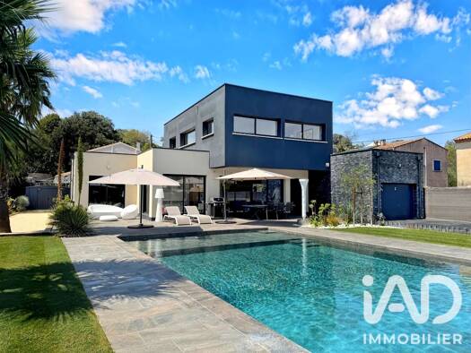 Maison à vendre 820 000 € 5 pièces 4 chambres 177 m² 1 028 m² de terrain Zone Nord Saint-Gilles 30800