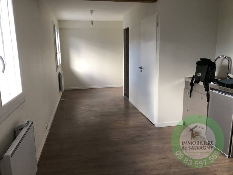 Maison à louer, 24m², LA TOUR DE SALVAGNY
