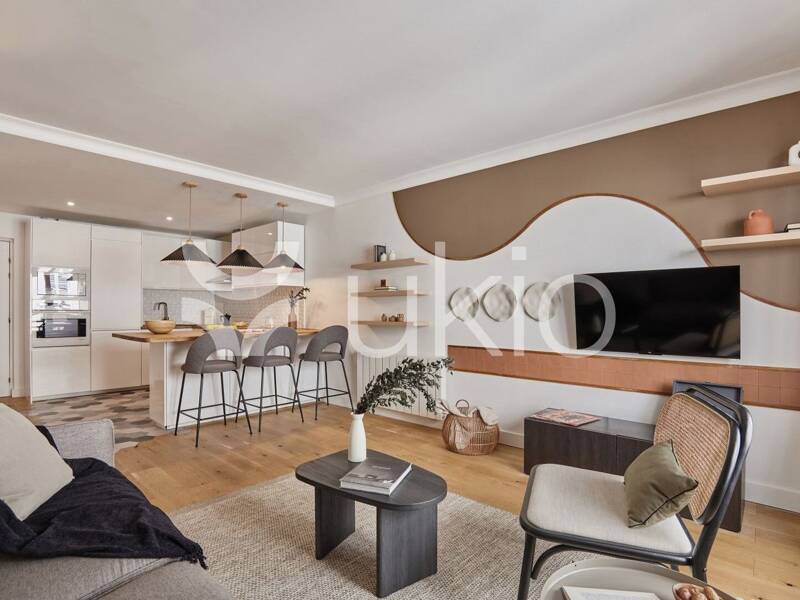 Maison à louer, 56m², PARIS 17E