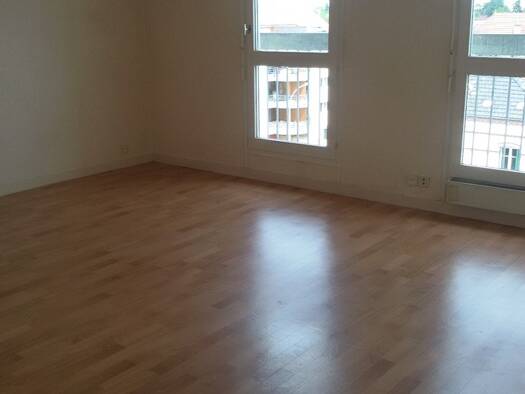 Appartement à louer 400 € 1 pièce 34 m² Étage 5/9 dès le 16/04/2026 Garibaldi Chalon-sur-Saône 71100