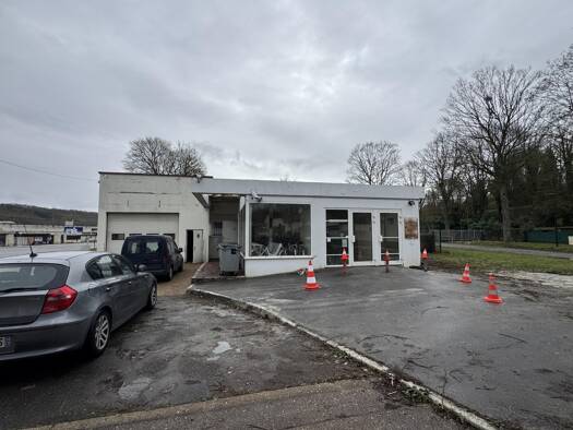 Boutique à louer 700 € 1 pièce 38,5 m² de surface de vente Gamilly Vernon 27200