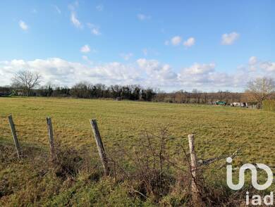 Terrain constructible à vendre 18 990 € 2 470 m² de terrain Chassenon 16150