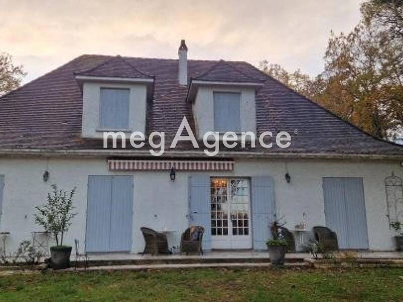 Maison à vendre, 205m², PORT SAINTE FOY ET PONCHAPT