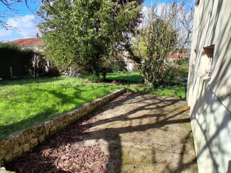 Maison à louer, 72m², SAINTES