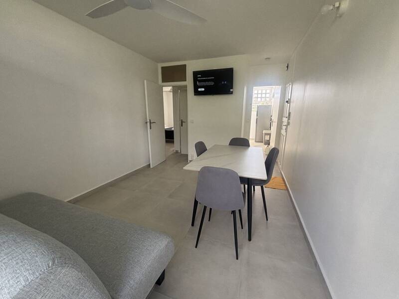 Maison à louer, 44m², LES ABYMES