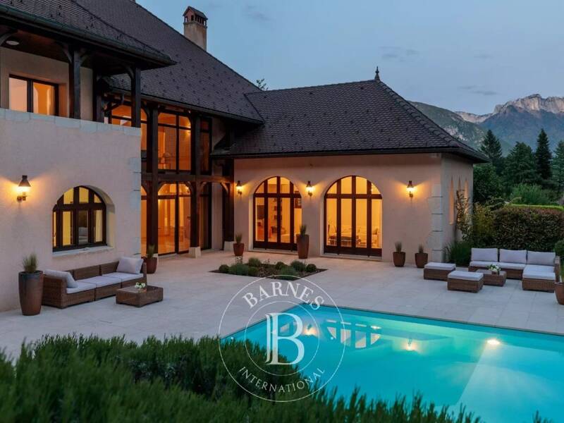 Maison à vendre, 570m², SEVRIER