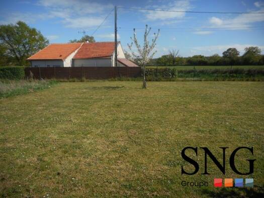 Appartement à louer 630 € 2 pièces 1 chambre 40 m² RDC Le Châtelet 18170