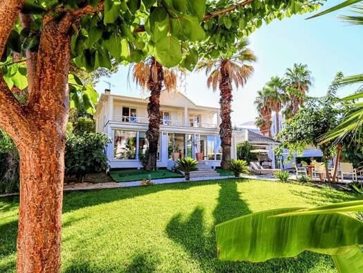 Maison à vendre 1 699 000 € 9 pièces 8 chambres 283 m² 1 500 m² de terrain Montpellier 34000