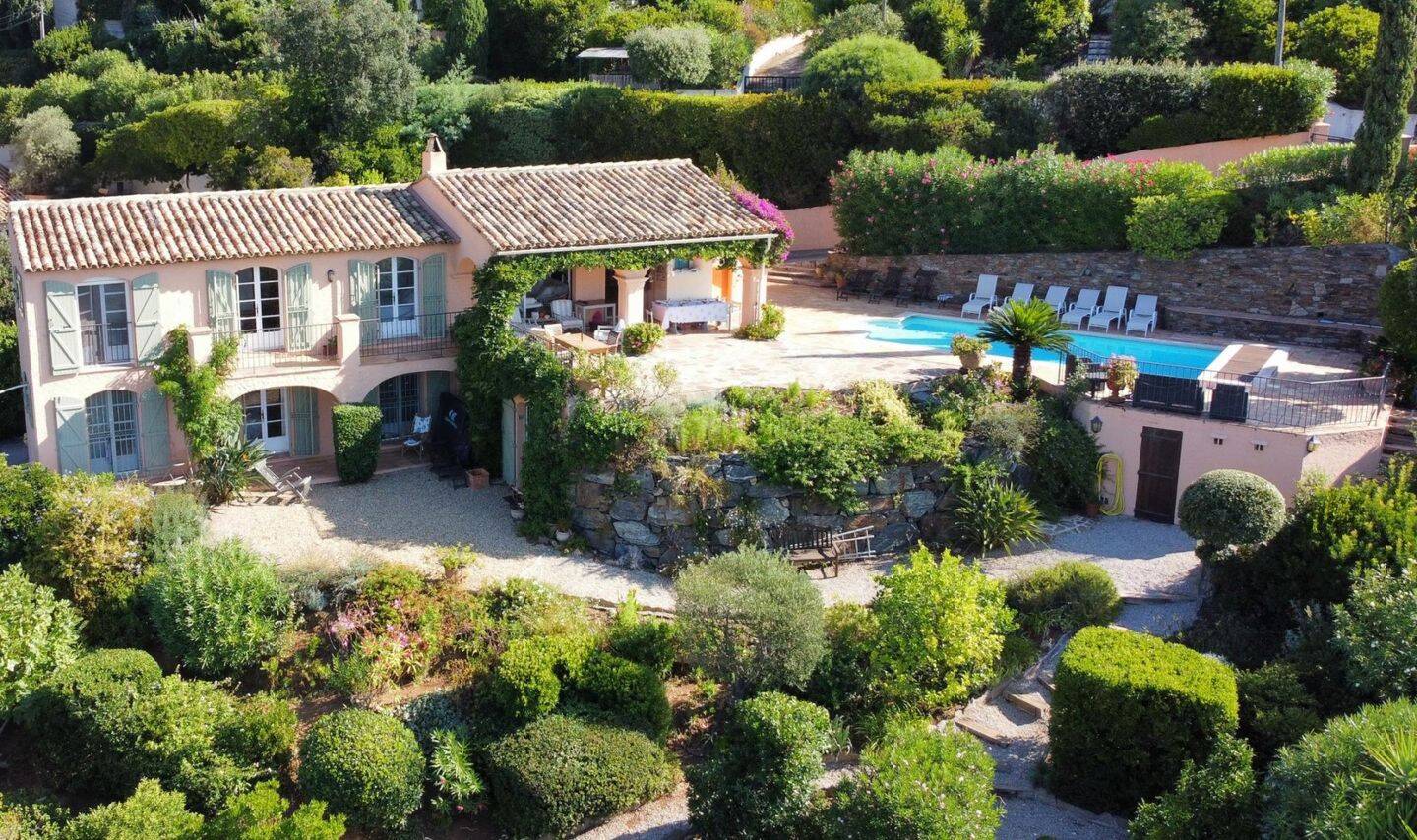 Maison à vendre, 160m², LA CROIX VALMER