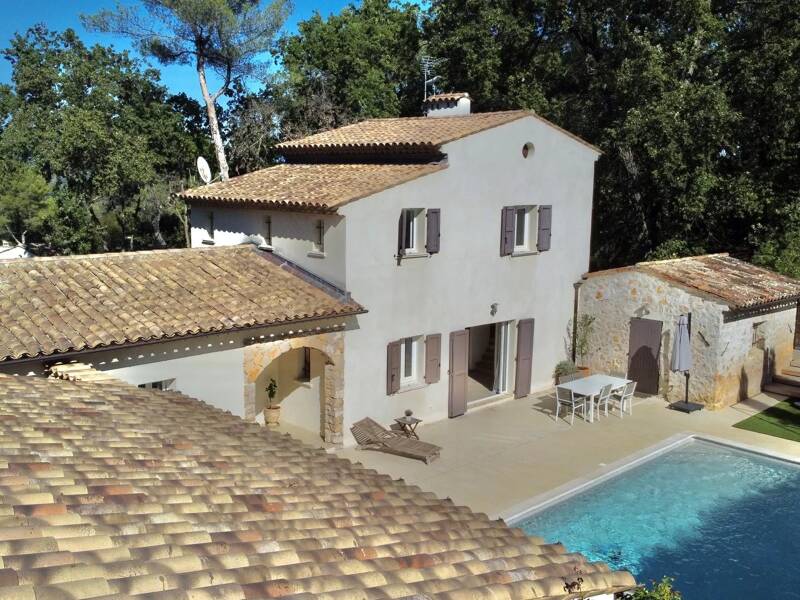 Maison à louer, 210m², VALBONNE