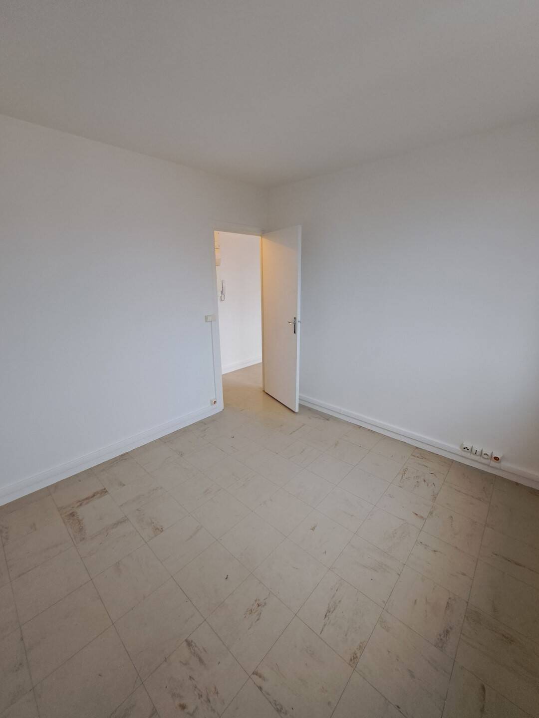 Maison à louer, 37m², NANTERRE