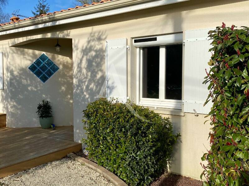Maison à vendre, 115m², NIEUL LES SAINTES