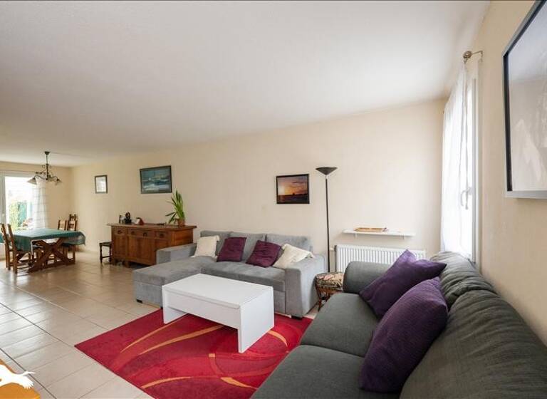Maison à vendre 319 500 € 6 pièces 4<br/>chambres 113 m²<br/>superficie 150 m²<br/>terrain Le Village Jouy le Moutier 95280