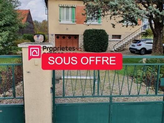 Maison à vendre 154 000 € 4 pièces 3 chambres 110 m² 2 647 m² de terrain Argenton-sur-Creuse 36200
