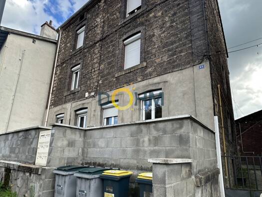 Immeuble à vendre 399 000 € 445 m² Le Chambon Feugerolles 42500