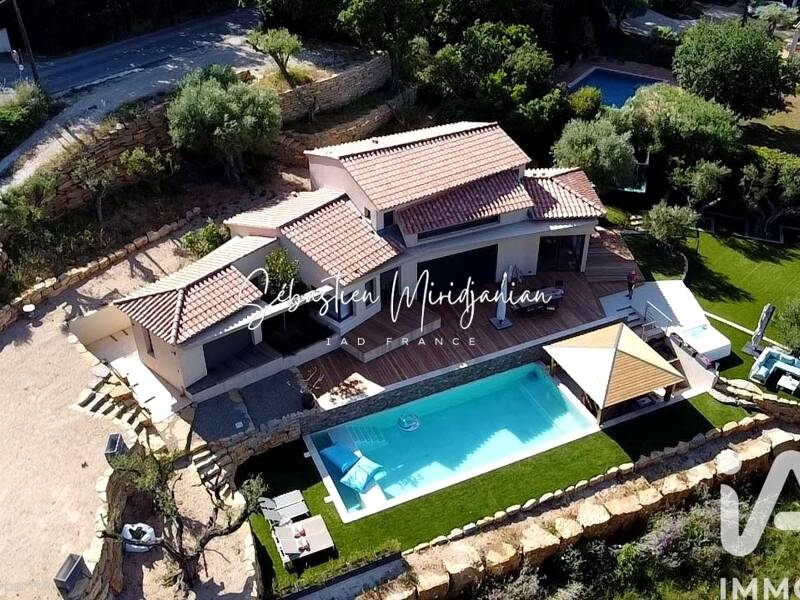 Maison à vendre, 147m², SOLLIES VILLE