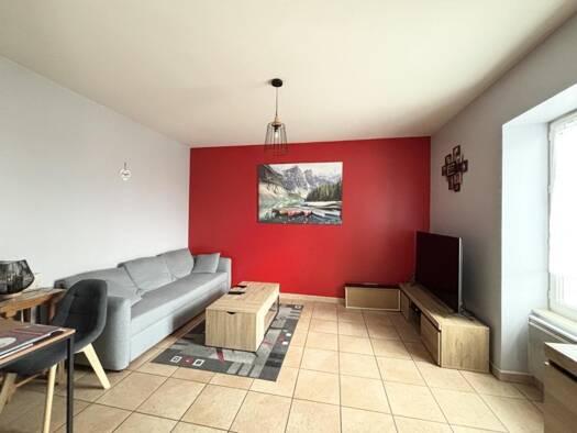 Appartement à louer 543 € 2 pièces 1 chambre 40 m² 2ème étage Belleville-en-Beaujolais 69220