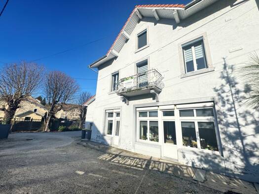 Maison à vendre 335 000 € 8 pièces 5 chambres 338 m² 1 016 m² de terrain Longevelle-sur-Doubs 25260