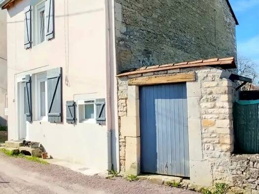 Maison à vendre 86 000 € 3 pièces 2 chambres 75 m² 204 m² de terrain Clefmont 52240