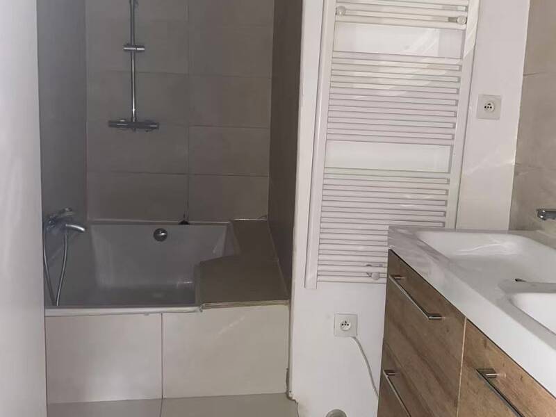 Maison à louer, 64m², PARIS 16E