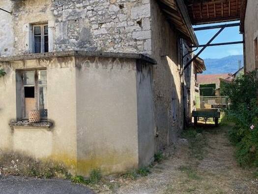 Maison à vendre 45 000 € 5 pièces 4 chambres 140 m² 150 m² de terrain Saint-Martin-de-Bavel 01510