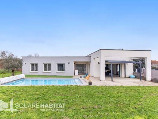 Maison de plain-pied à vendre 350 000 € 4 pièces 3 chambres 115 m² 2 000 m² de terrain Urac Sendère Tarbes 65000