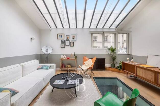Maison de ville à vendre 700 000 € 2 pièces 61,1 m² Montmartre Paris 18ème 75018
