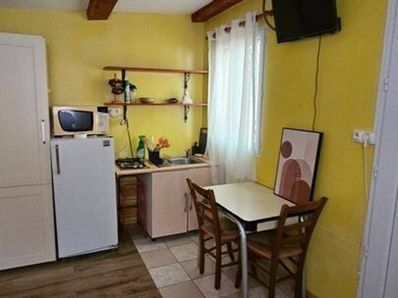 Maison à louer, 20m², CEYRESTE