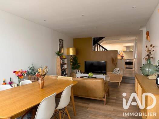 Maison de ville à vendre 290 000 € 6 pièces 3 chambres 130 m² Ouest Hasparren 64240