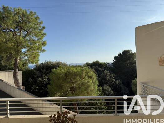 Appartement à louer 1 350 € 2 pièces 1 chambre 56 m² 4 étages Le Grimond-Plateaux Fleuris-Valliere Saint-Laurent-du-Var 06700