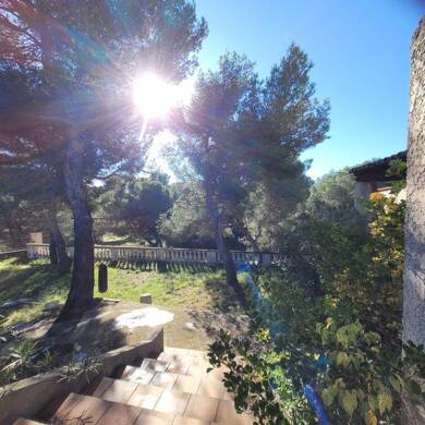 Villa à vendre 475 000 € 5 pièces 4 chambres 130 m² 2 200 m² de terrain Castors-Bedoule Septèmes-les-Vallons 13240