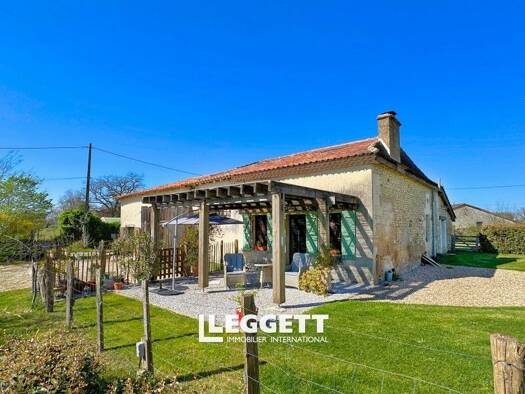 Maison à vendre 189 000 € 5 pièces 2 chambres 120 m² 26 260 m² de terrain Petit-Bersac 24600