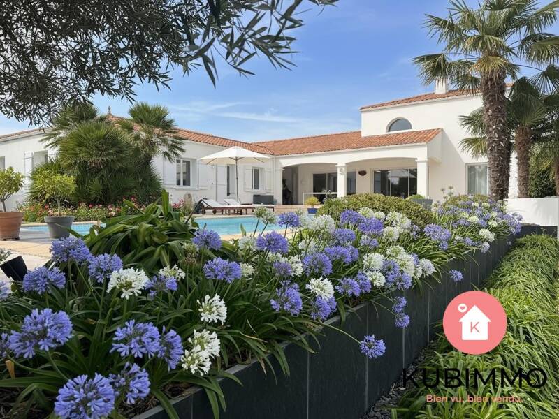 Maison à vendre, 214m², TALMONT SAINT HILAIRE