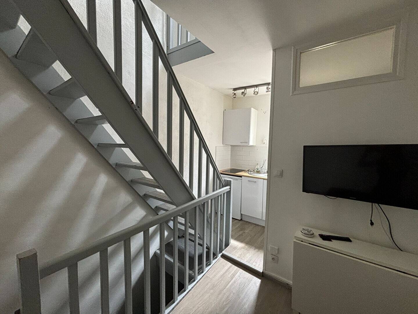Maison à louer, 15m², POITIERS