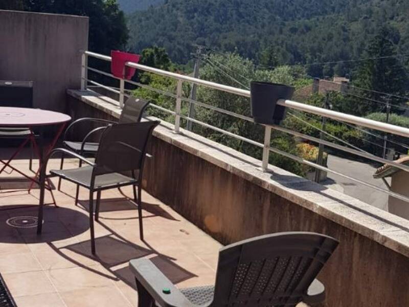 Maison à louer, 77m², PEYPIN