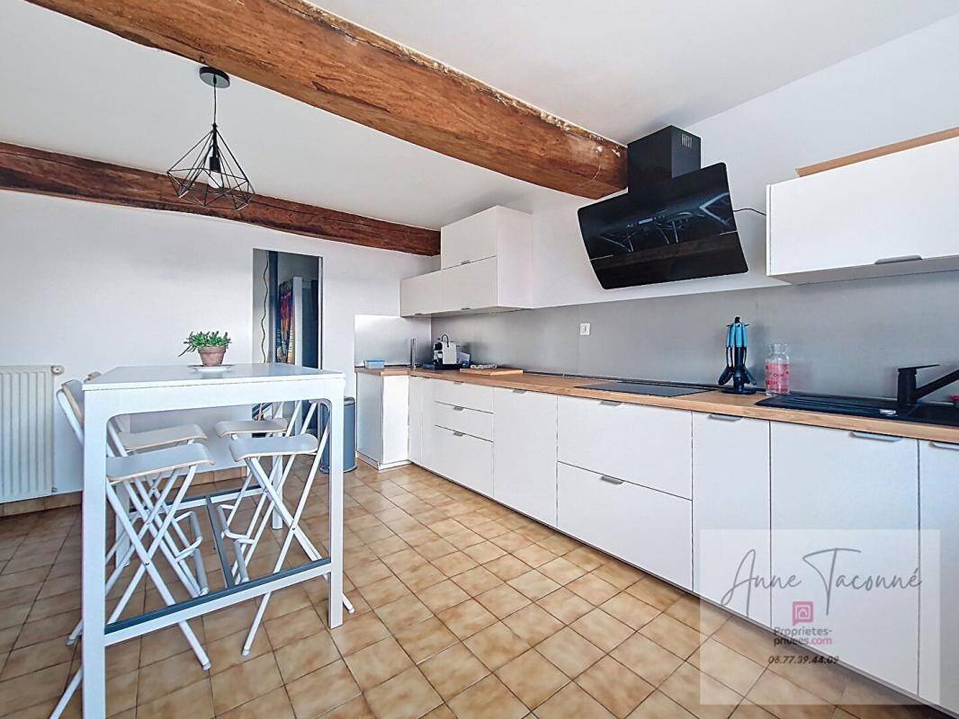 Maison à vendre, 121m², ESTOUCHES