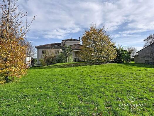 Villa à vendre 380 000 € 6 pièces 4 chambres 149,14 m² 3 020 m² de terrain Marboz 01851