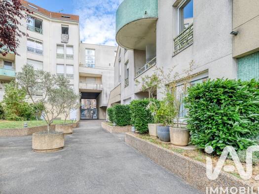 Appartement à vendre 233 000 € 3 pièces 2 chambres 53 m² Étage 1/3 Tour Eiffel-Marie-Paul Bert Aulnay-sous-Bois 93600
