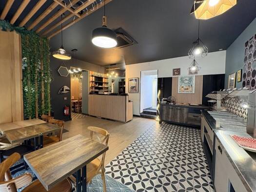 Restaurant à vendre Fonds de commerce 190 000 € 78 m² d'espace de restauration Paix-Etienne d'Orves Bois-Colombes 92270