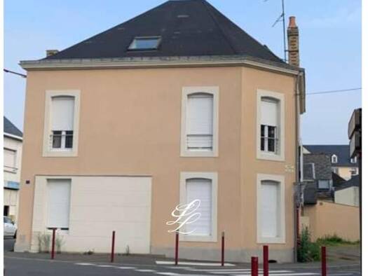 Immeuble à vendre 450 000 € 194 m² Gare-Sud Le Mans 72000