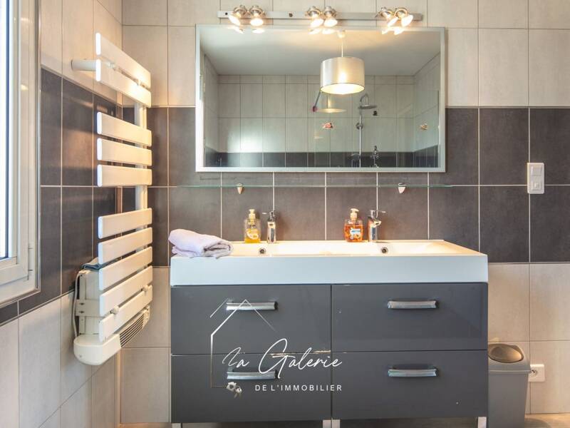 Maison à vendre, 136m², SAINT MARTIN D'HERES