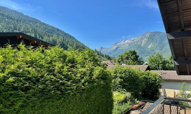 Appartement à vendre 275 000 € 4 pièces 3 chambres 82 m² Dernier étage, Étage 2/2 Nord Thônes 74230