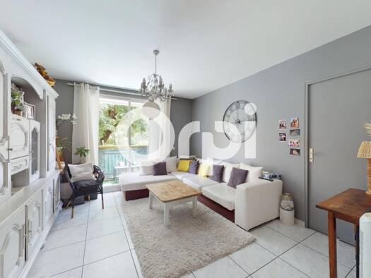 Appartement à vendre 212 000 € 4 pièces 3 chambres 82,44 m² Étage 1/4 Les Charmilles-Parilly Sud-Université-Rebufer Bron 69500
