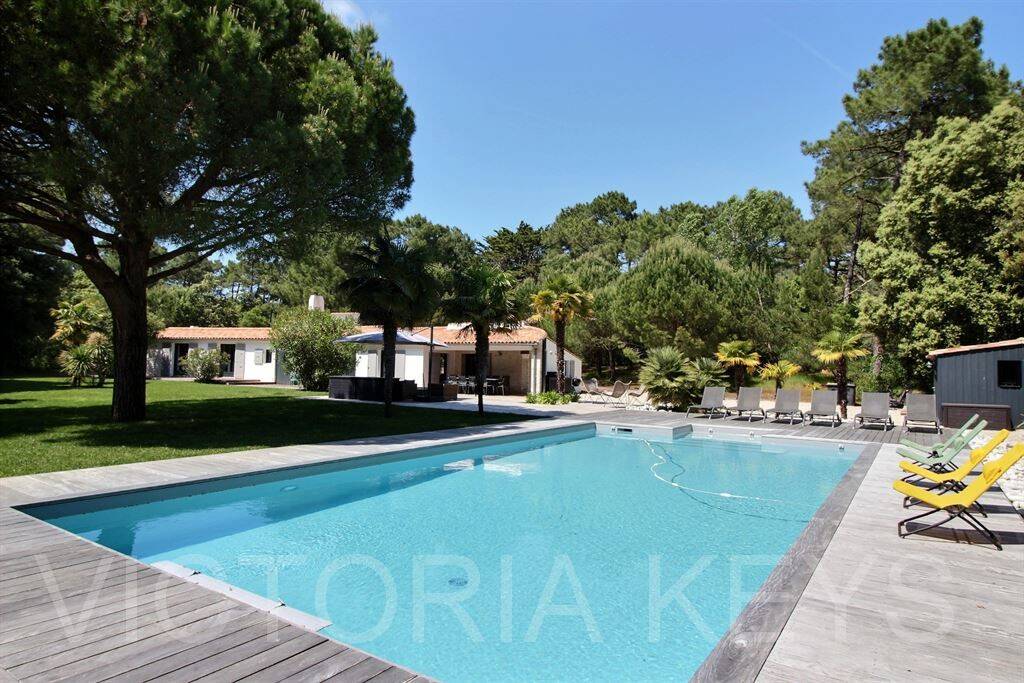 Maison à vendre, 185m², LE BOIS PLAGE EN RE