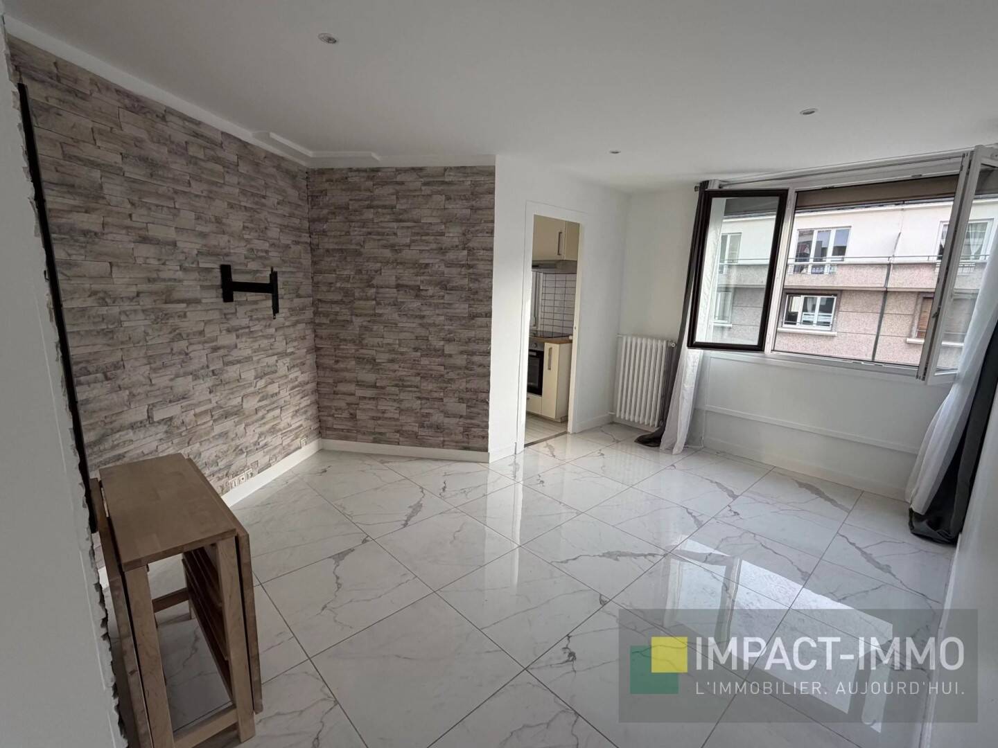 Maison à louer, 38m², COURBEVOIE