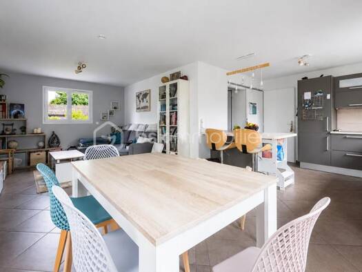 Maison jumelée à vendre 535 000 € 5 pièces 4 chambres 82 m² 115 m² de terrain Peripherie Poisy 74330
