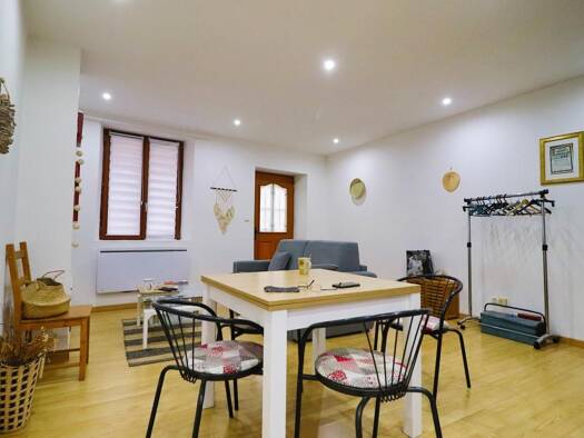 Appartement à vendre 99 900 € 2 pièces 1 chambre 49 m² RDC Ribeauvillé 68150